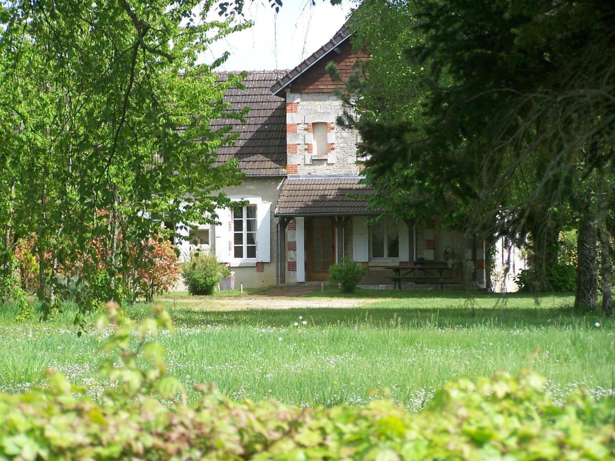 Gite en Forterre Druyes-les-Belles-Fontaines Exterior foto